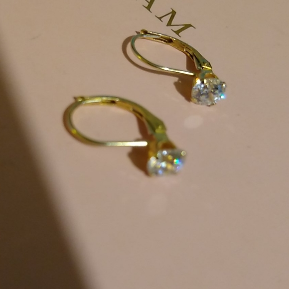 10K Yellow Gold "Diamond" Earrings - Picture 6 of 8